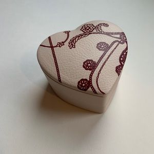 Pandora Jewelry Box for Bracelets and Charms